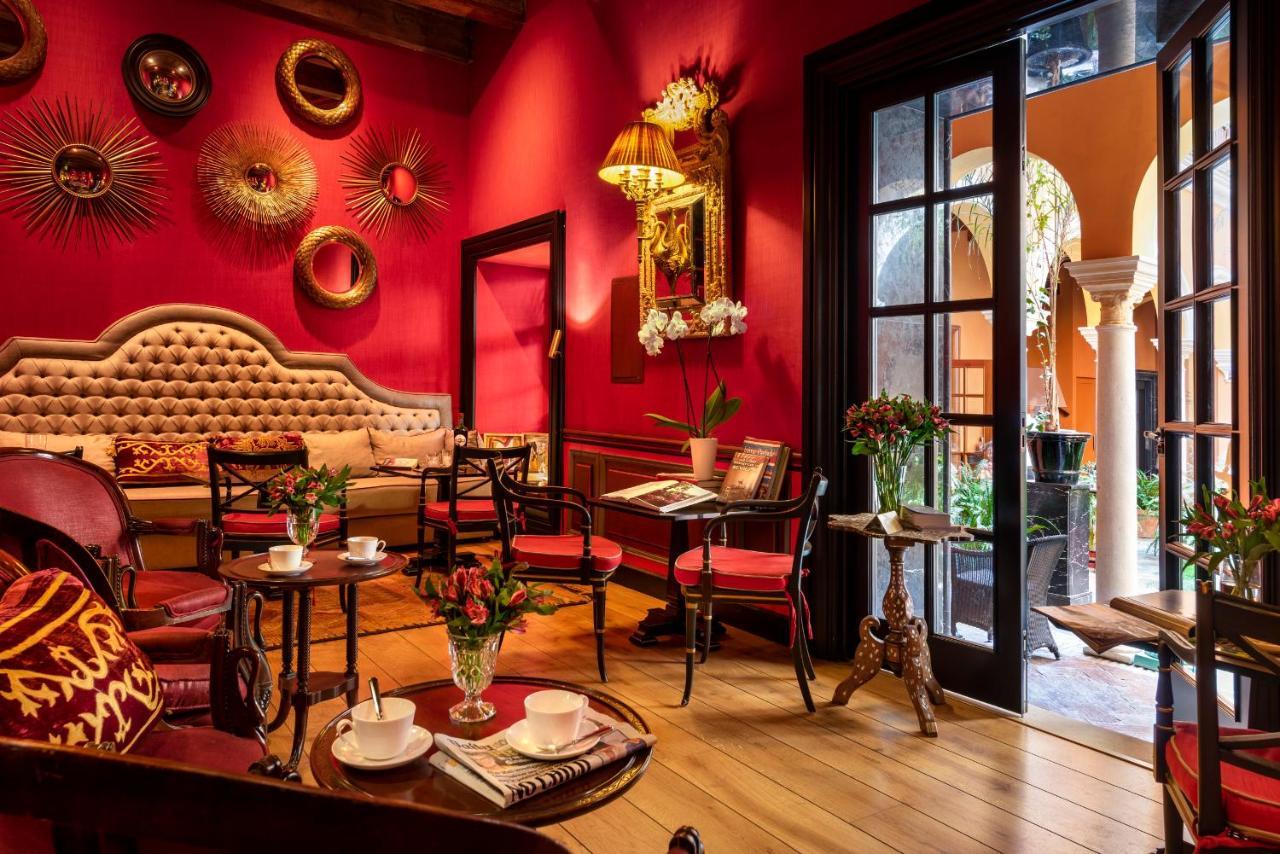 Casa Del Poeta Hotel